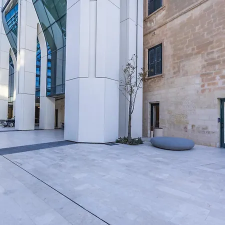 Cityscape In Mercury Tower Διαμέρισμα *