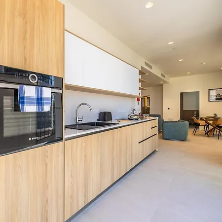 Cityscape In Mercury Tower * San Julián