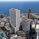 아파트 Cityscape In Mercury Tower *